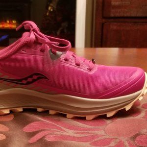 Saucony Peregrine 11 (Women's size 8)